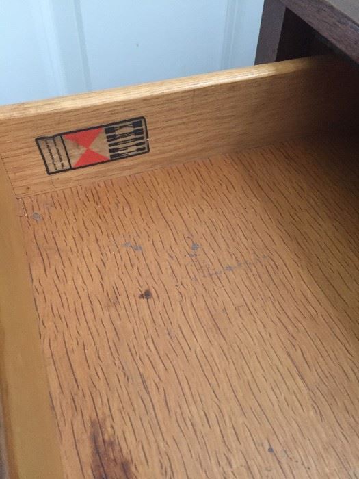 Florence Knoll End table drawer interior marking