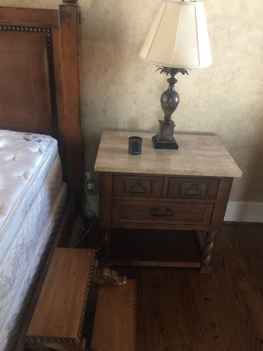 HICKORY CHAIR FURNITURE NIGHTSTAND