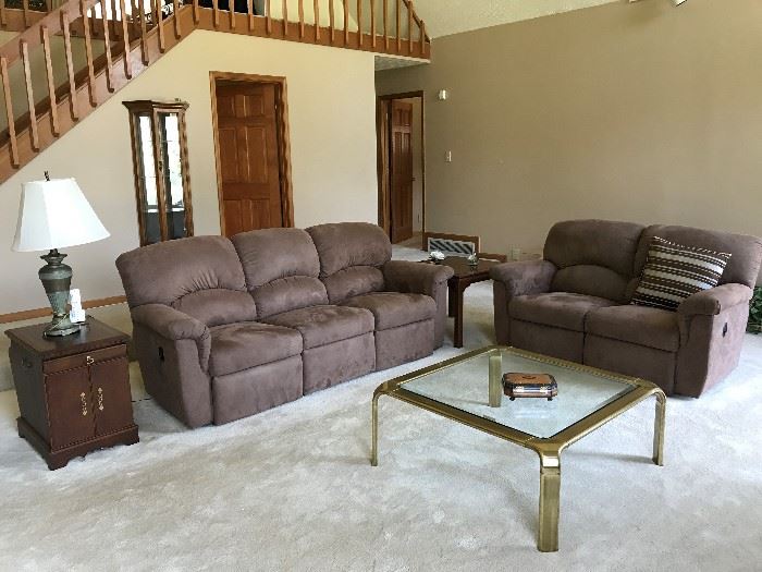 La-Z-Boy Reclining Sofa and Loveseat