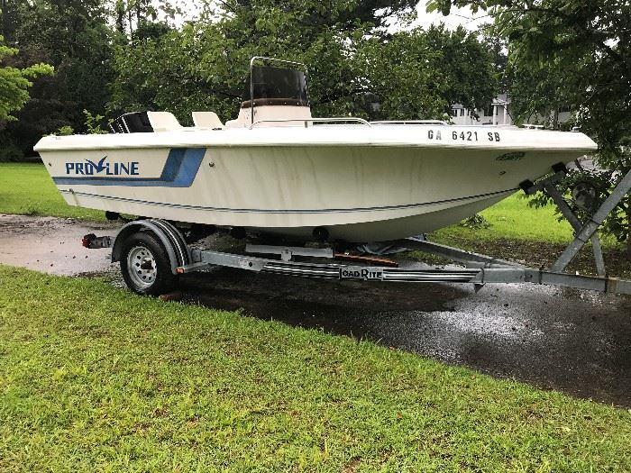 Proline 17ft. Center Console Boat.  Needs cleaning, needs tires, seats have crack.  $5200.   90 hp Force Mercury Motor 