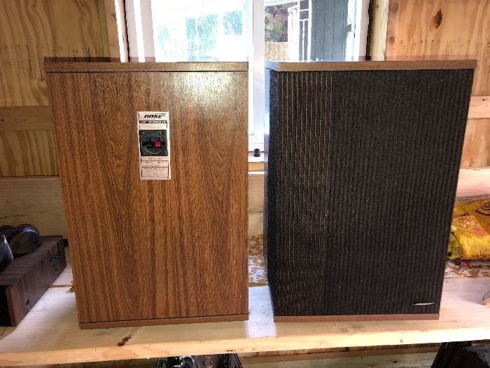 Bose 501 speakers 