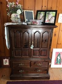 Dresser with lots of detail. Perfect for chalk painting. 