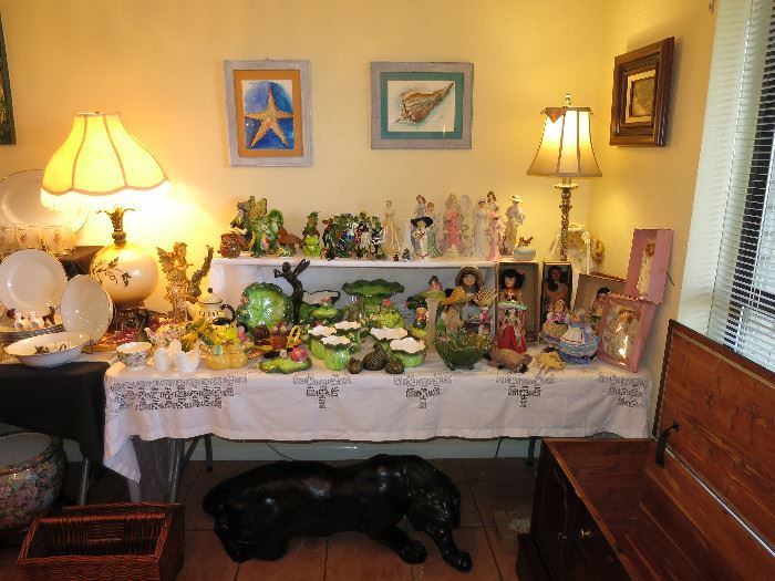 This Is A Fun Table. Dolls, Ladies And Frogs!