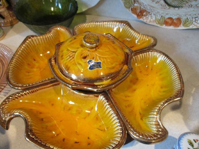 Great 1960s chip and dip dish