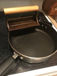 Kitchenware/pots & pans