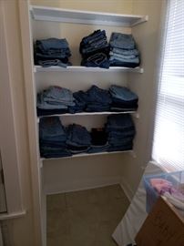 There are some vintage Ladies Levi's here! Sizes 7 to 12. A few other brands but mostly Levi's 512 style.