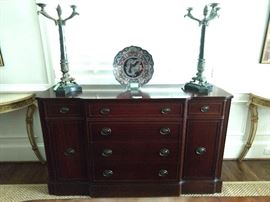 1940's vintage mahogany Drexel New Hampton Court buffet, with pair of large Theodore Alexander 3-light bronze/marble table lamps.