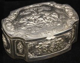 LOT #5038 - 19TH C. GERMAN .800 EMBOSSED SILVER BOX, 6 1/2" L