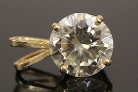LOT #5060 - BRILLIANT ROUND 4.02 CT. SOLITAIRE DIAMOND PENDANT