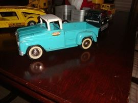 Vintage sturdy old Tonka pickup