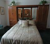 Queen size Oak Bedroom Set