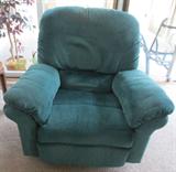 2 green recliner chairs
