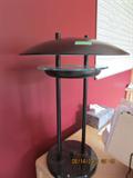 halogen lamp
