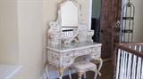 Dressing table with Asian details