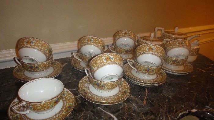 Rosenthal Tea Cups and Saucers, "Sela Belavaria"