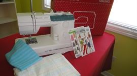 Husqvarna, Viking Sewing Machine, Emerald 11b