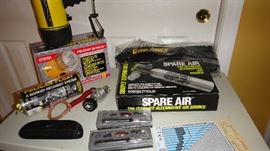 Dive Tank, Spare Air, Gear Pouch, Pelican Britelite, Pelican Float 