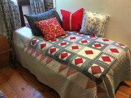 This is the top of the captain's twin bed. All decorative pillows are for sale. The quilt is not for sale. The bed has been sold, all decorative pillows are still available.