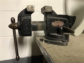 Vintage CRAFTSMEN Vise