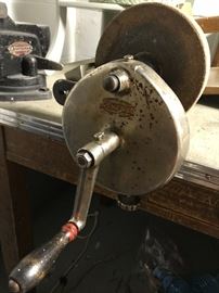 GENERAL Hand Grinder