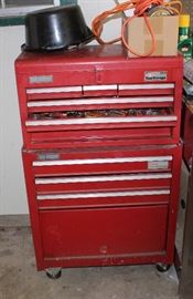 Rolling tool chest
