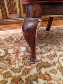 American of Martinville circa 1970's in pristine condition. Comes with 8 side chairs and 2 arm chairs. 118" x 46" with 2 leaves.  74" x 46" w/o leaves
