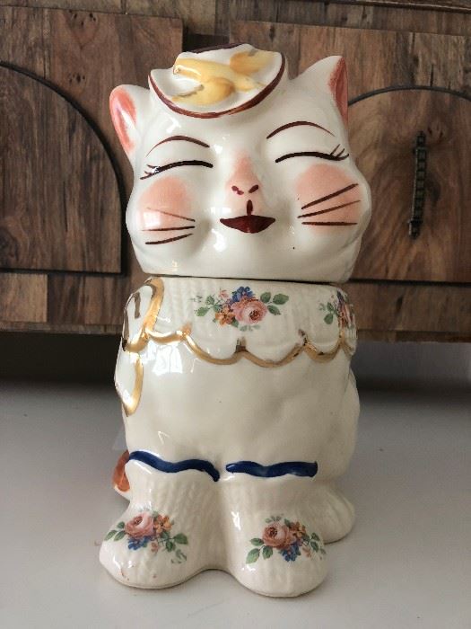 Shawnee Cat Cookie Jar