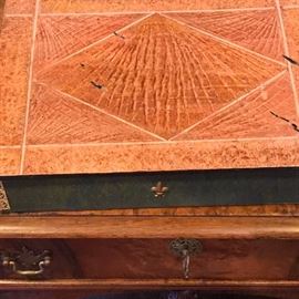Another wonderful painted box by Micahel Giaquinto...with a surprise.