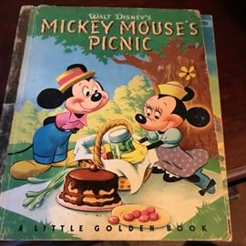Hope there're no ants at Mickey's picnic!