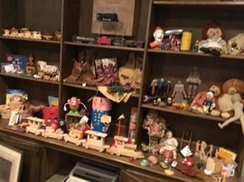 Lots of vintage toys.