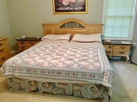 Thomasville bedroom set