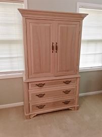 Thomasville bedroom set