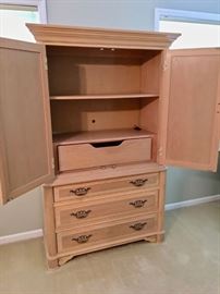 Thomasville bedroom set