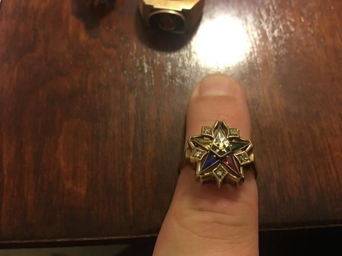 RARE - Order of the Eastern Star - 18K, Diamonds - marked and tested.