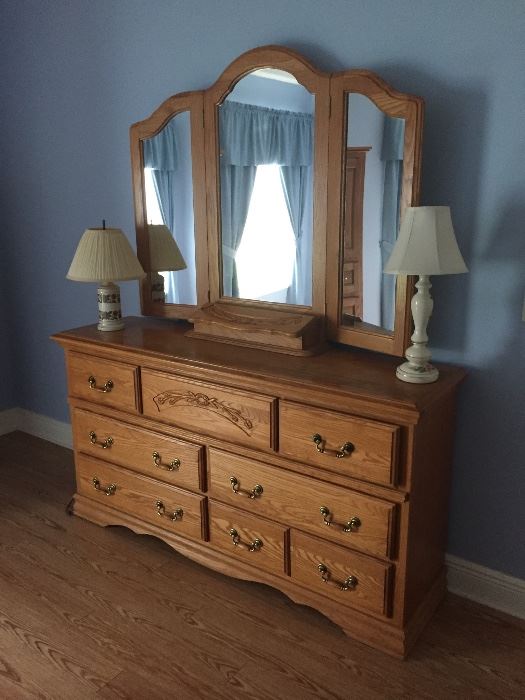 2Day Estate Sale Village of Bonnybrook starts on 5/29/2018