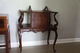 Walnut cigar humidor lined with copper