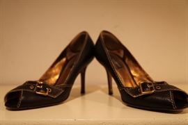 Manolo Blaunik, size 5.5 ~6