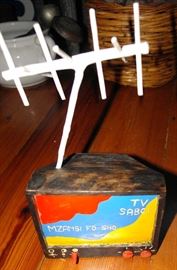 African TV - Folk art