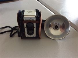 Vintage Argoflex camera and flash