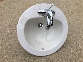 19” diameter sink with faucet