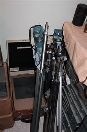 Tripods & slide viewers