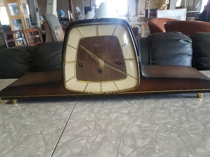 Mid century Hermle mantle clock, has key!