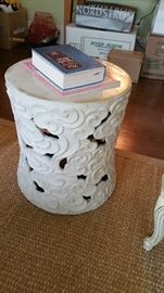 Porcelain drum table