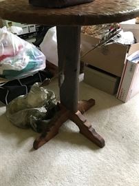 Wood Indian Arrows Table