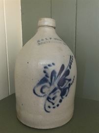 Antique E & L P Norton crock 