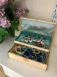 Vintage Costume Jewelry 