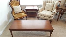 Lane coffee table and end table. Gorgeous