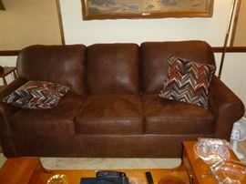 Beautiful sofa, brand new..Flexsteel
