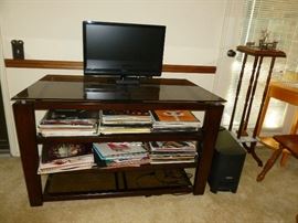 Nice TV Stand