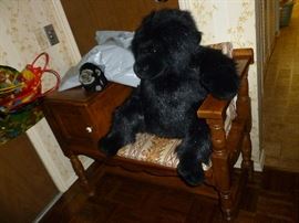 vintage gossip bench & friends